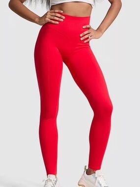 PINK Victoria's Secret - Seamless Classic Leggings - Red Pepper 26”